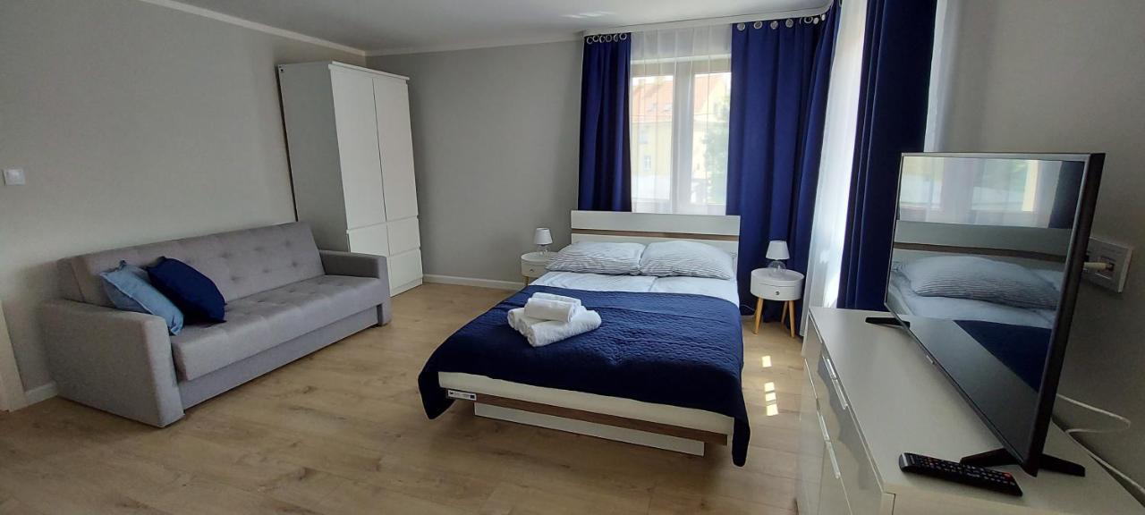 Pokoje Goscinne Cztery Wiatry Frombork Exterior foto